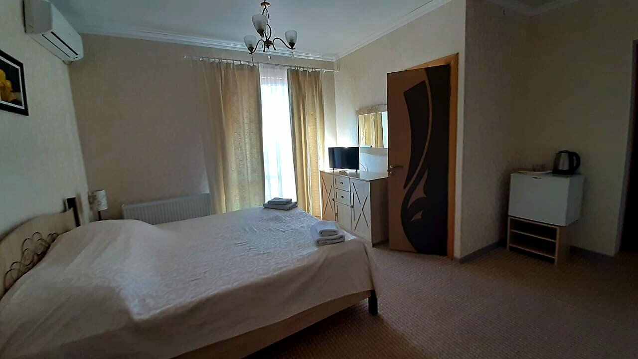 Гостевой дом Три сосны Феодосия