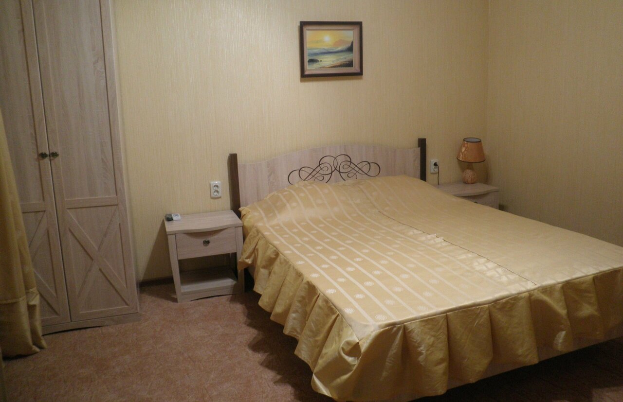 Гостевой дом Три сосны Феодосия