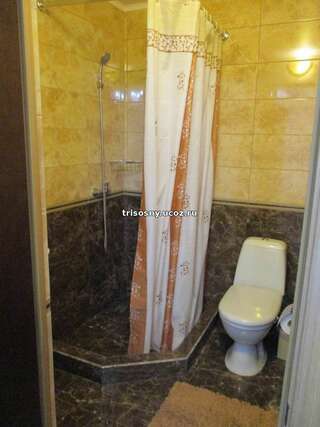 Гостевой дом Три сосны Феодосия Люкс-2