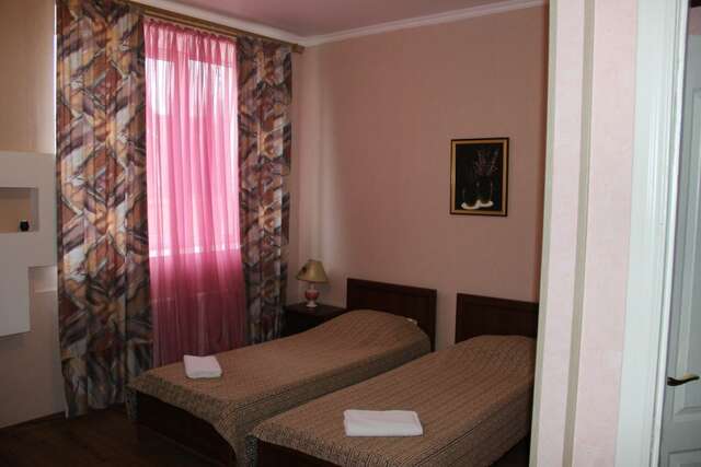 Гостевой дом Три сосны Феодосия-71