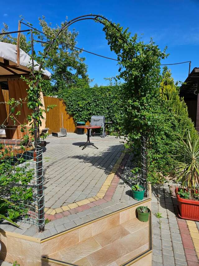 Гостевой дом Три сосны Феодосия-88