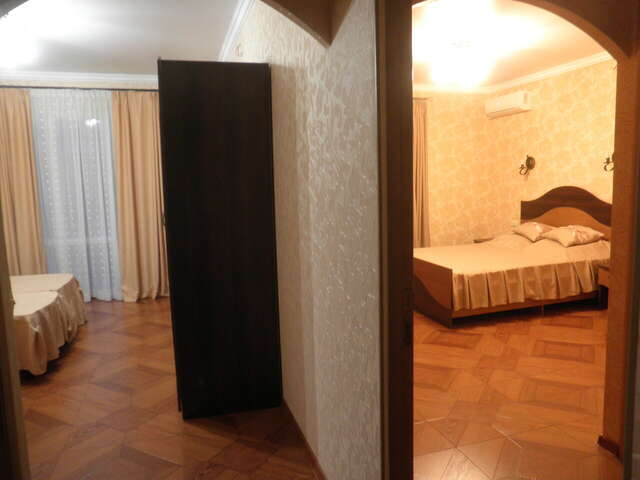 Гостевой дом Три сосны Феодосия-59