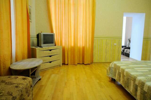 Гостевой дом Три сосны Феодосия-54